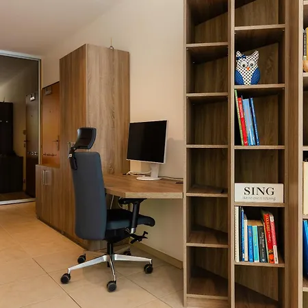 Spacious With Balcony - Private Garage Parking